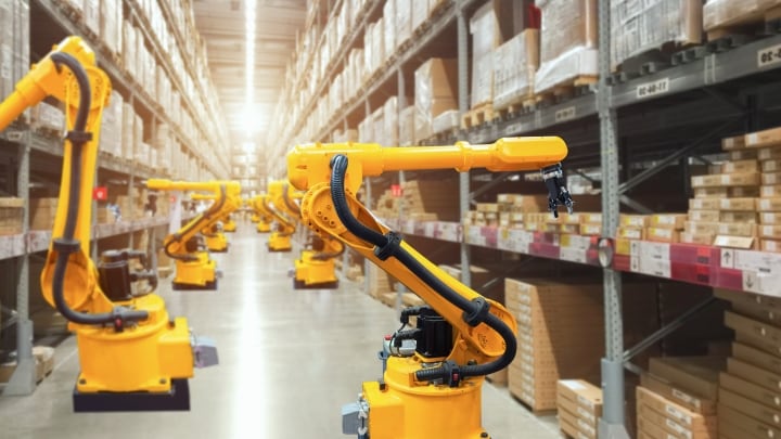 NXP and Ezurio i.MX 95 System-on-Module (SoM) with Integrated Wi-Fi