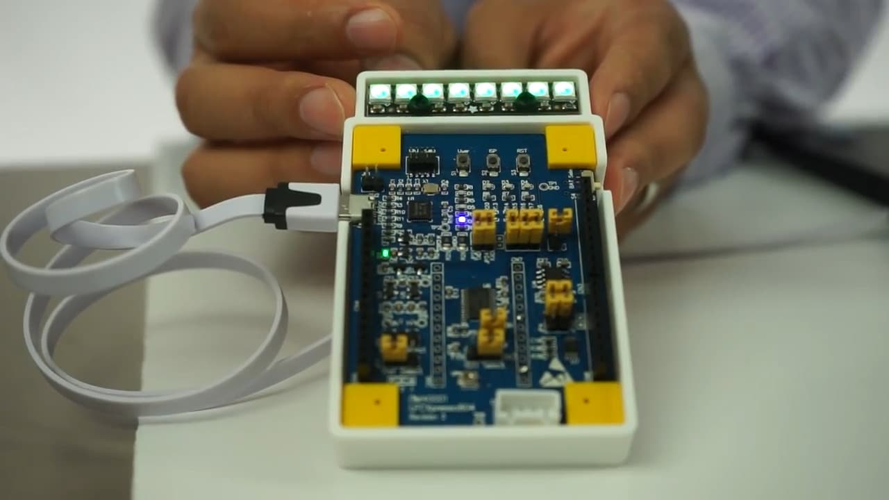 Learn More About LPC804 MCUs, Development Board and the Programmable Logic Unit Feature 